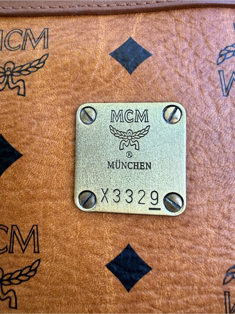 VINTAGE y2k monogram MCM COGNAC VISETOS with gold charm top handle Shoulder bag